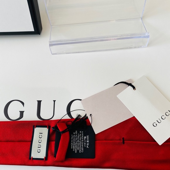 Brand New - Gucci Red Tie Tiger Wings - Picture 3 of 6
